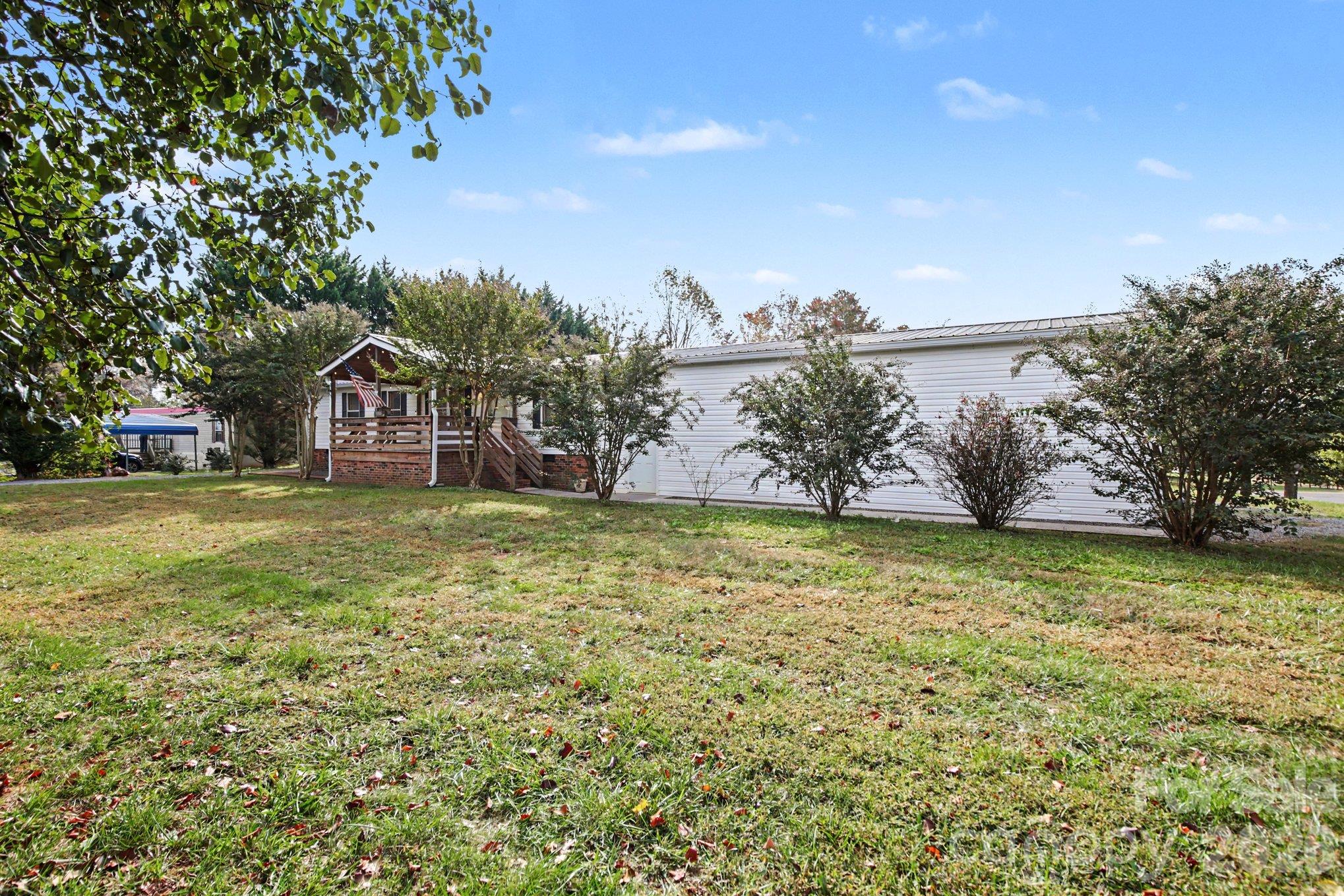 Single Family Residence at 2014 Anna Lane, Yadkinville, photo 12 of 29