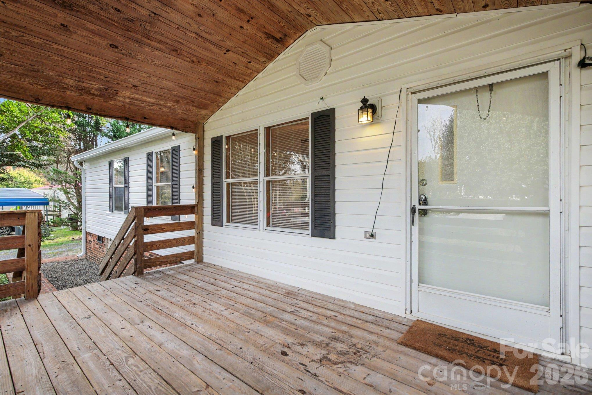 Single Family Residence at 2014 Anna Lane, Yadkinville, photo 14 of 29