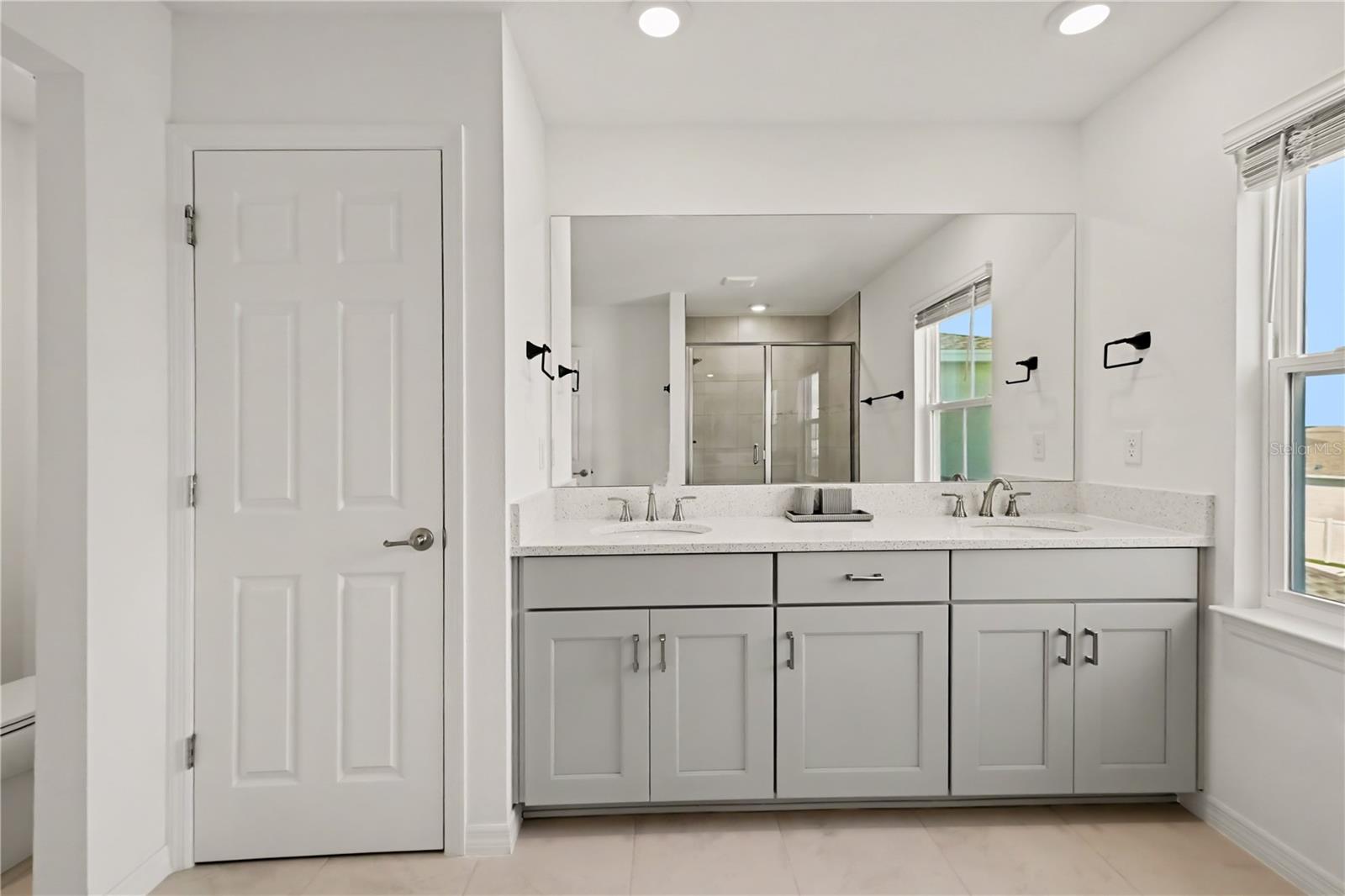 Single Family Residence at 5752 SW 72ND CT, OCALA, photo 7 of 33