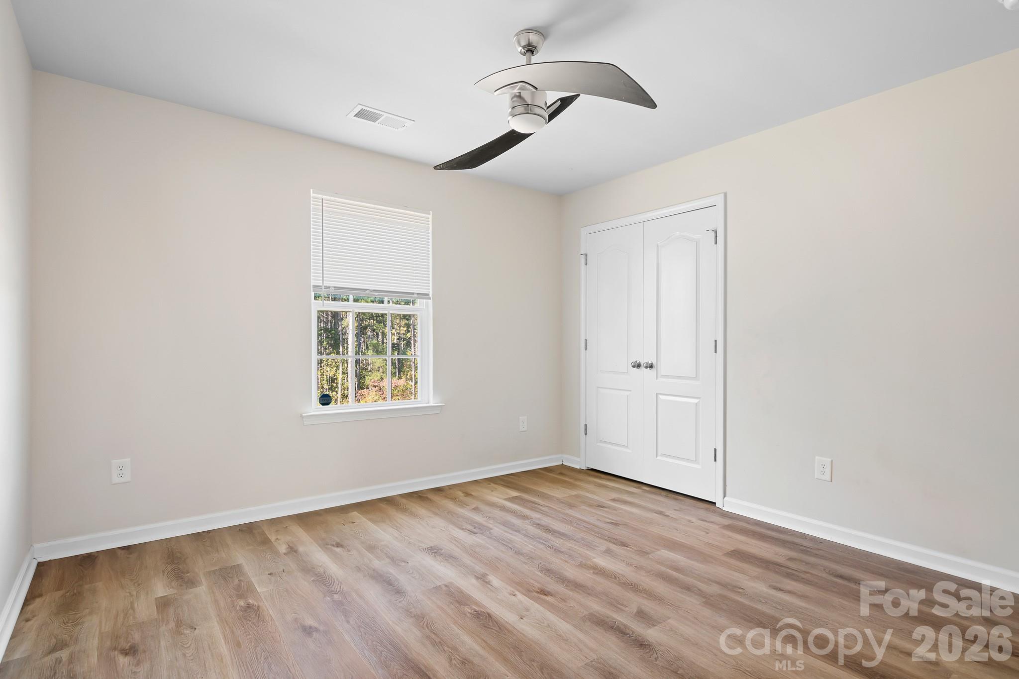 Single Family Residence at 196 Falls Cove Drive, Troutman, photo 17 of 37