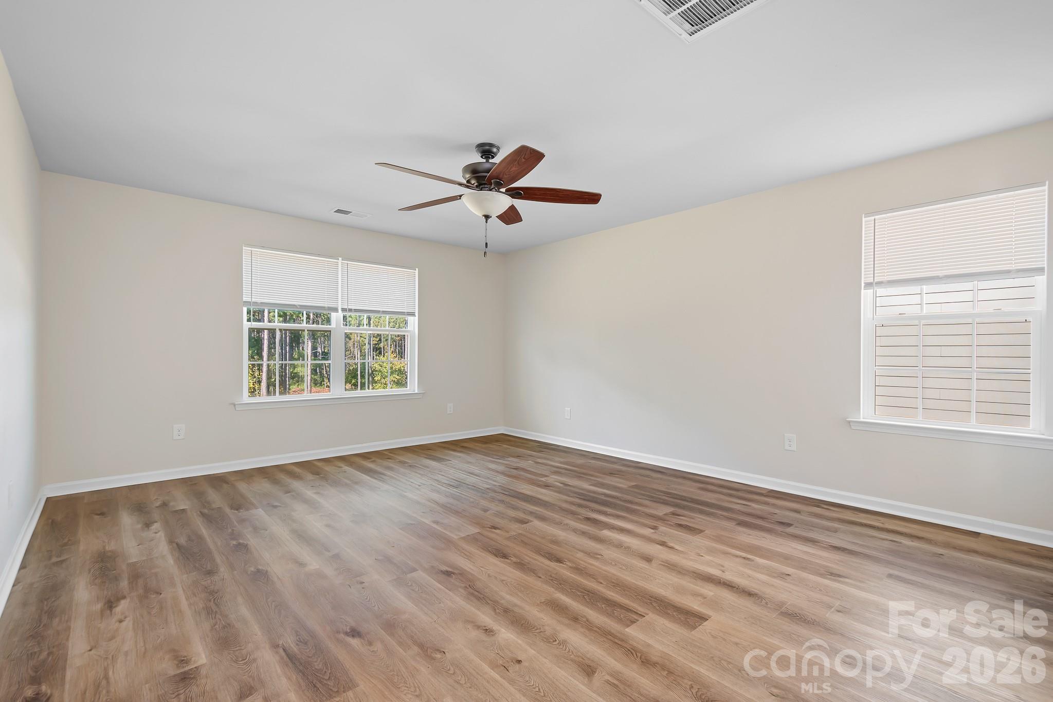 Single Family Residence at 196 Falls Cove Drive, Troutman, photo 19 of 37