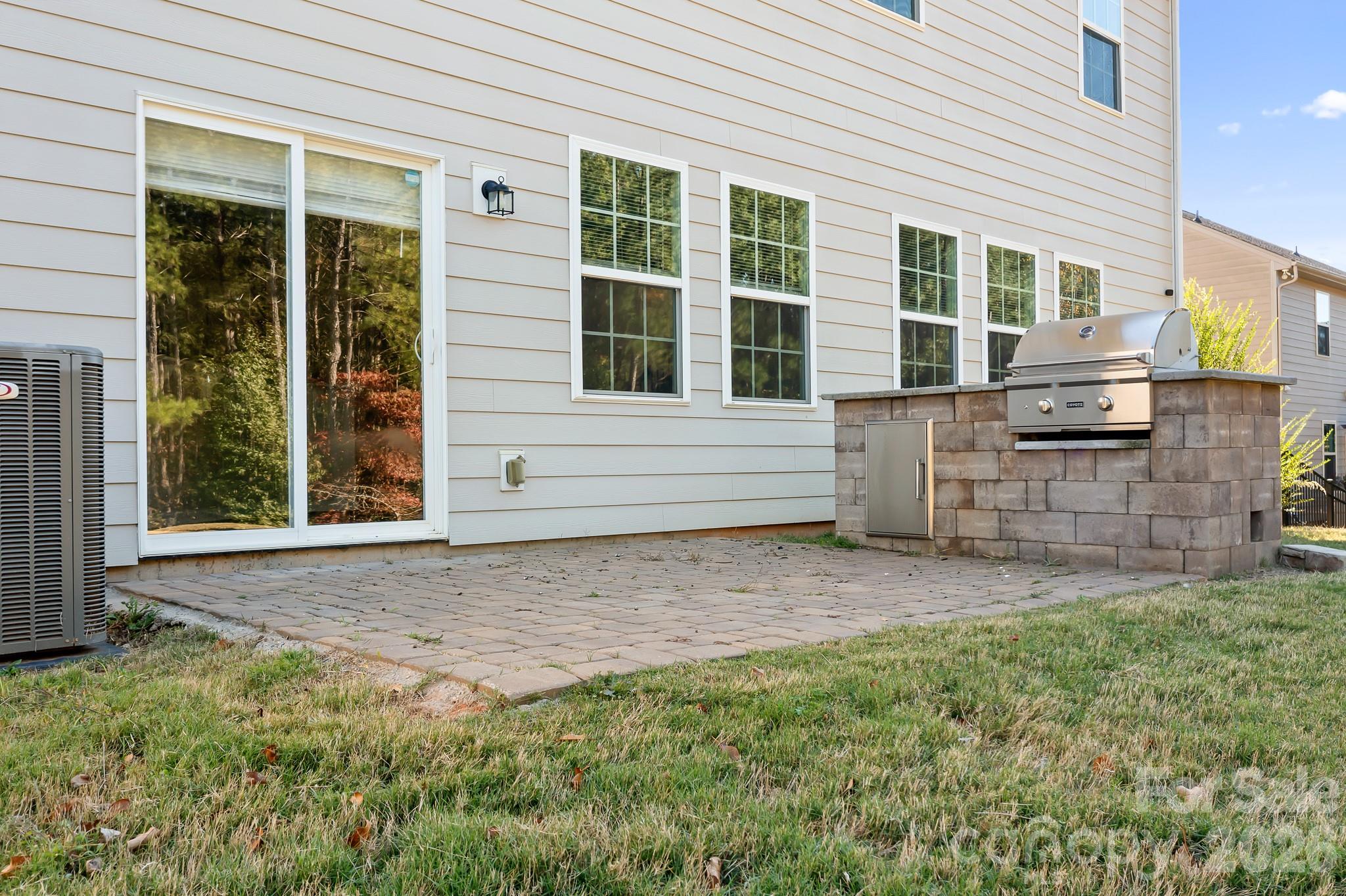 Single Family Residence at 196 Falls Cove Drive, Troutman, photo 33 of 37