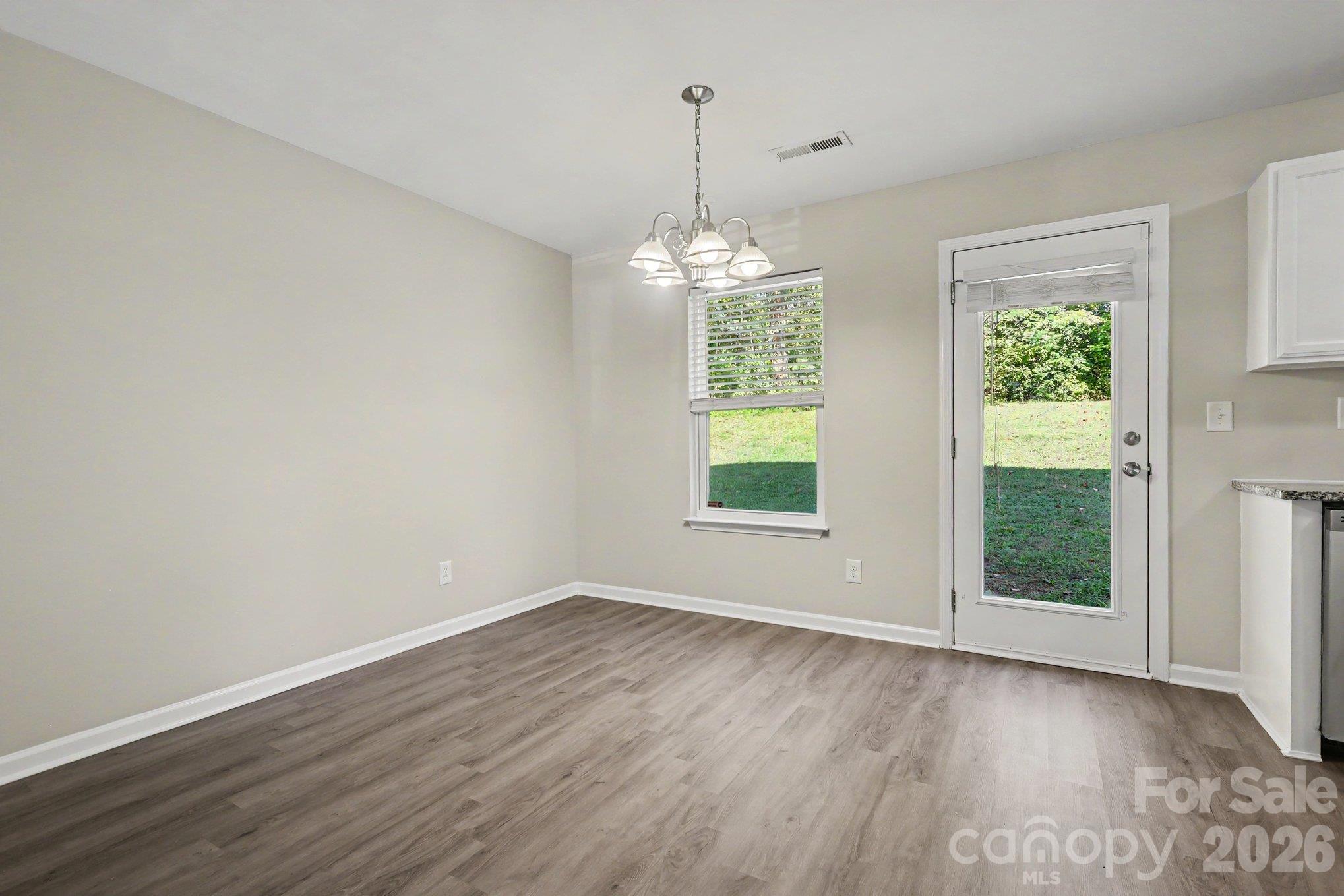 Single Family Residence at 634 Stillgreen Lane, Charlotte, photo 6 of 19