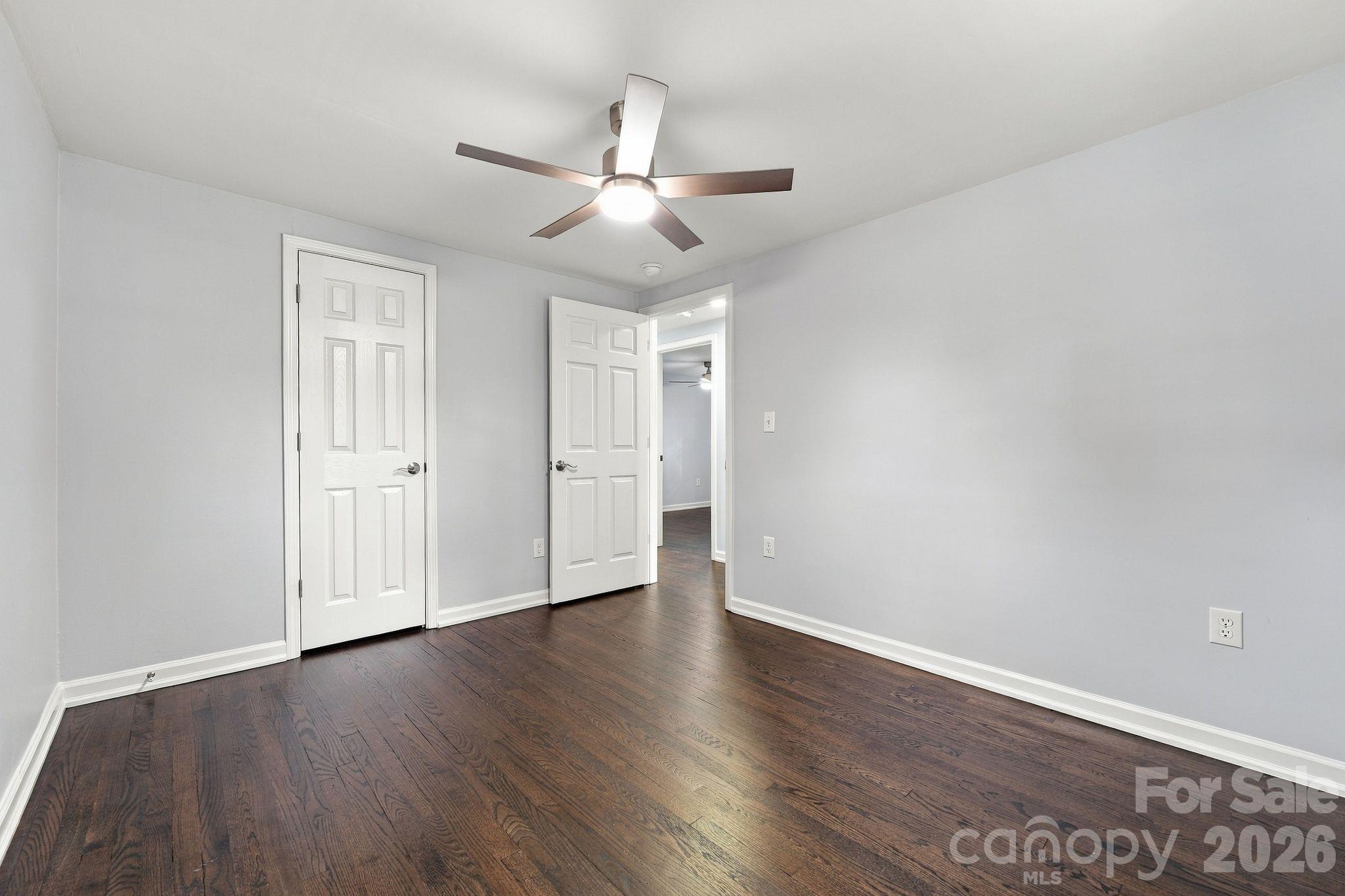 Single Family Residence at 841 Mcarthur Avenue, Charlotte, photo 22 of 33