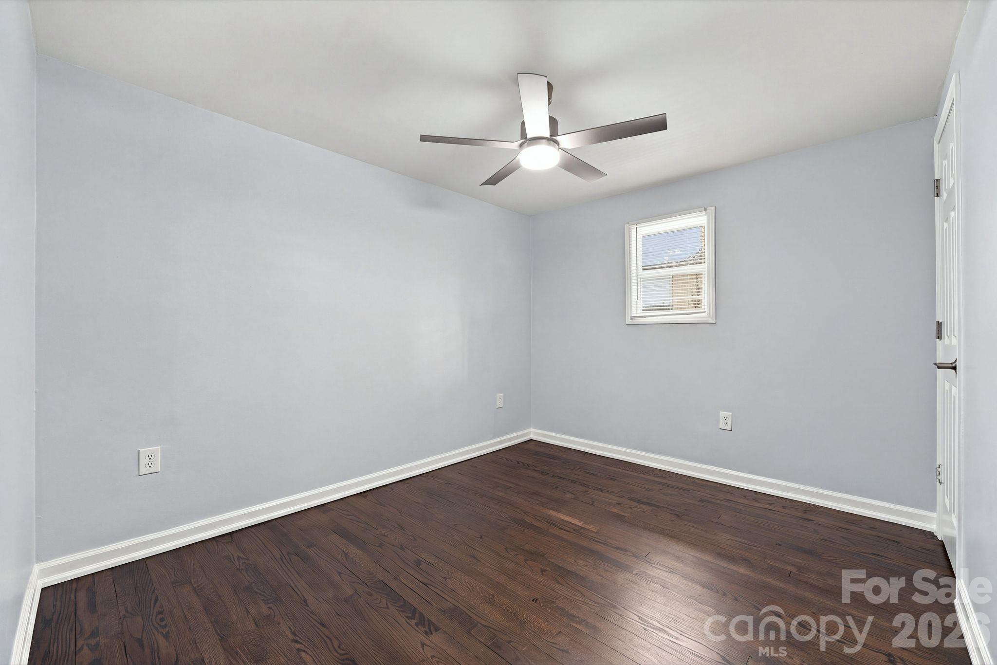 Single Family Residence at 841 Mcarthur Avenue, Charlotte, photo 25 of 33