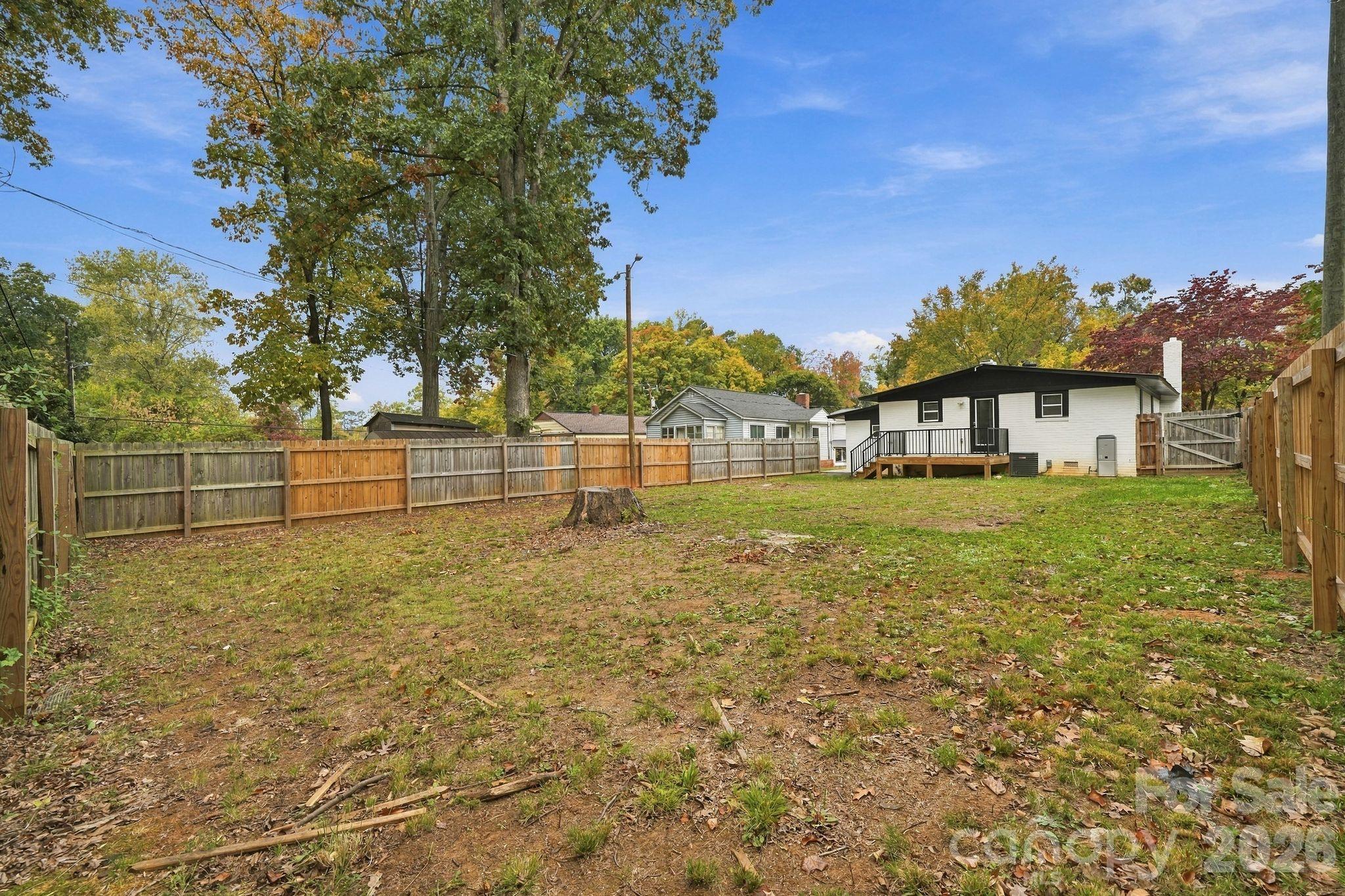 Single Family Residence at 841 Mcarthur Avenue, Charlotte, photo 33 of 33