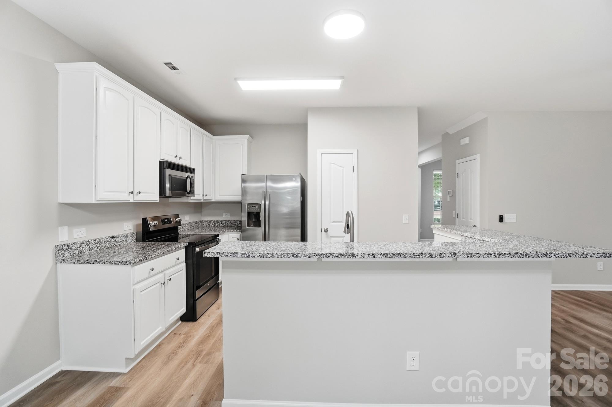 Kitchen - 16844 Kettlewell Lane, Charlotte