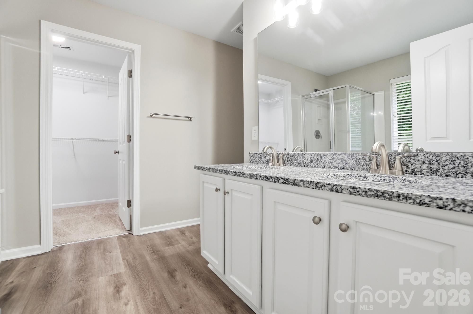 Primary Bath with Dual Vanity - 16844 Kettlewell Lane, Charlotte