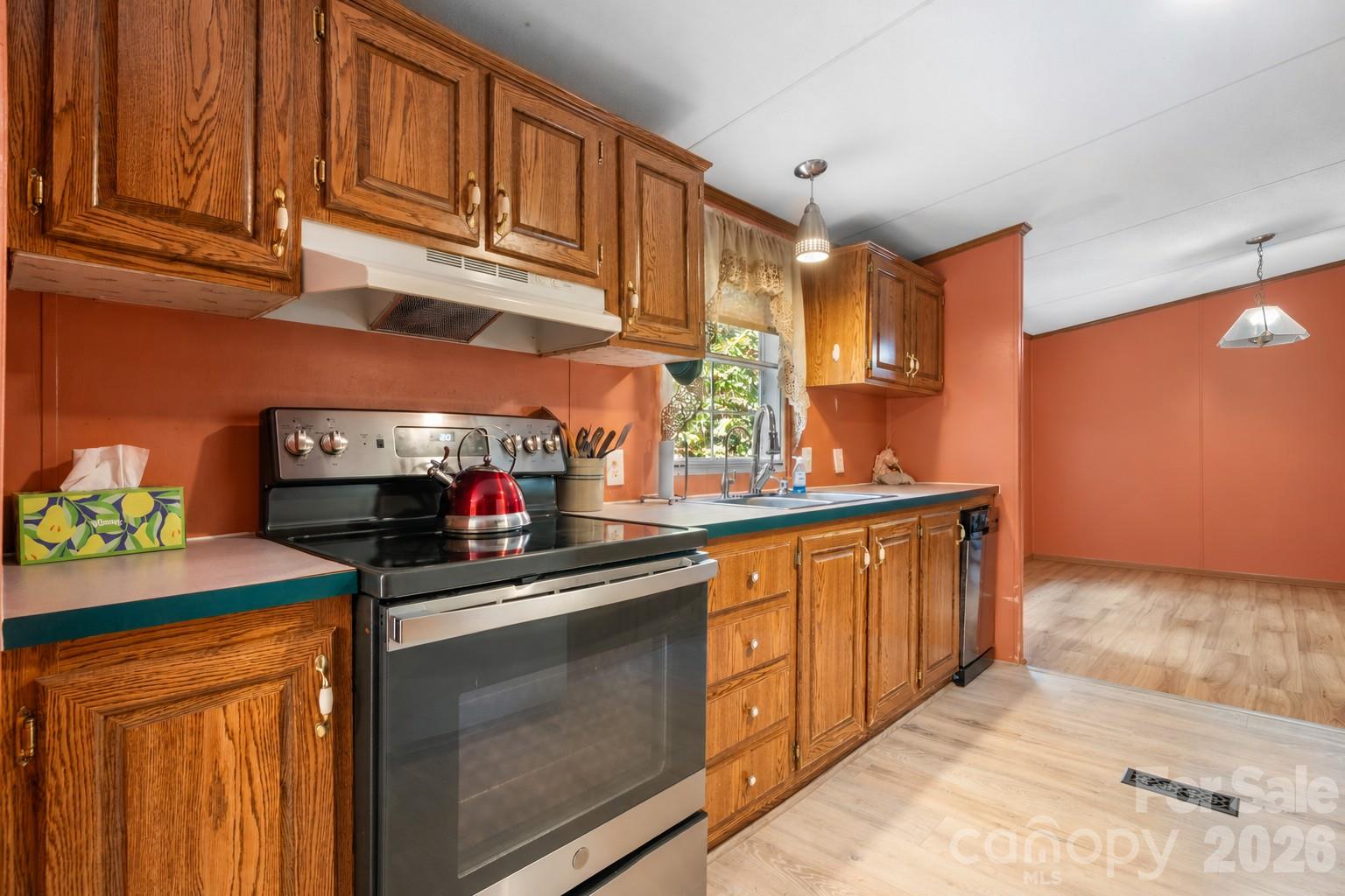 Kitchen - 3297 Stony Brook Circle, Newton