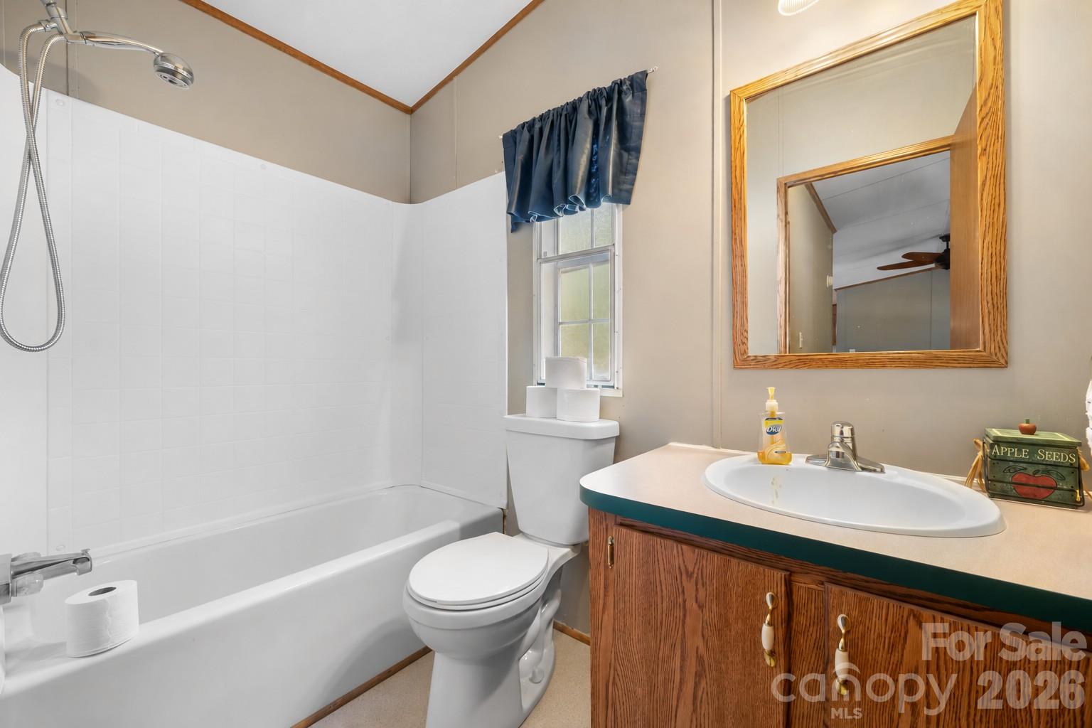 Main Bathroom - 3297 Stony Brook Circle, Newton