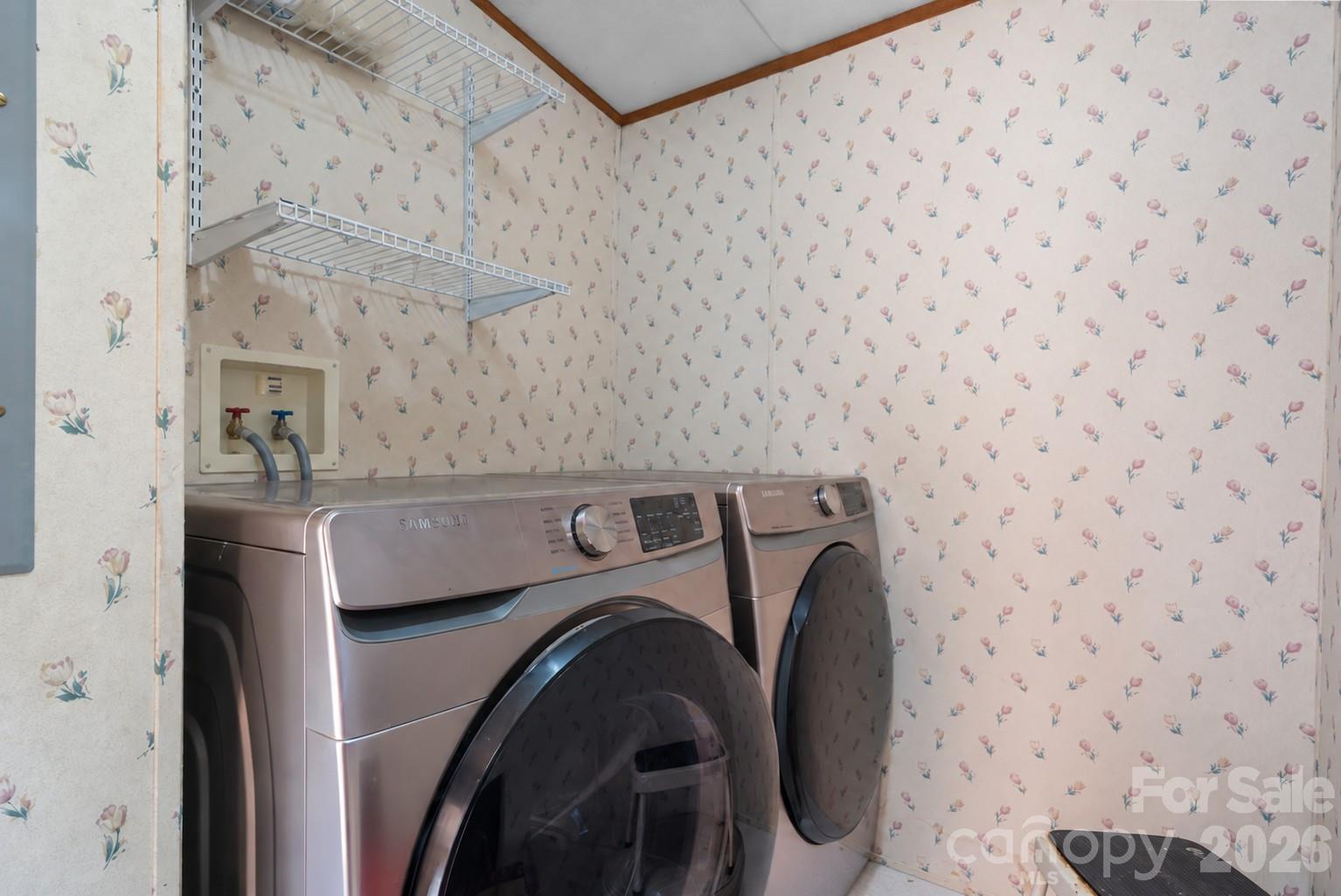 Laundry Room - 3297 Stony Brook Circle, Newton