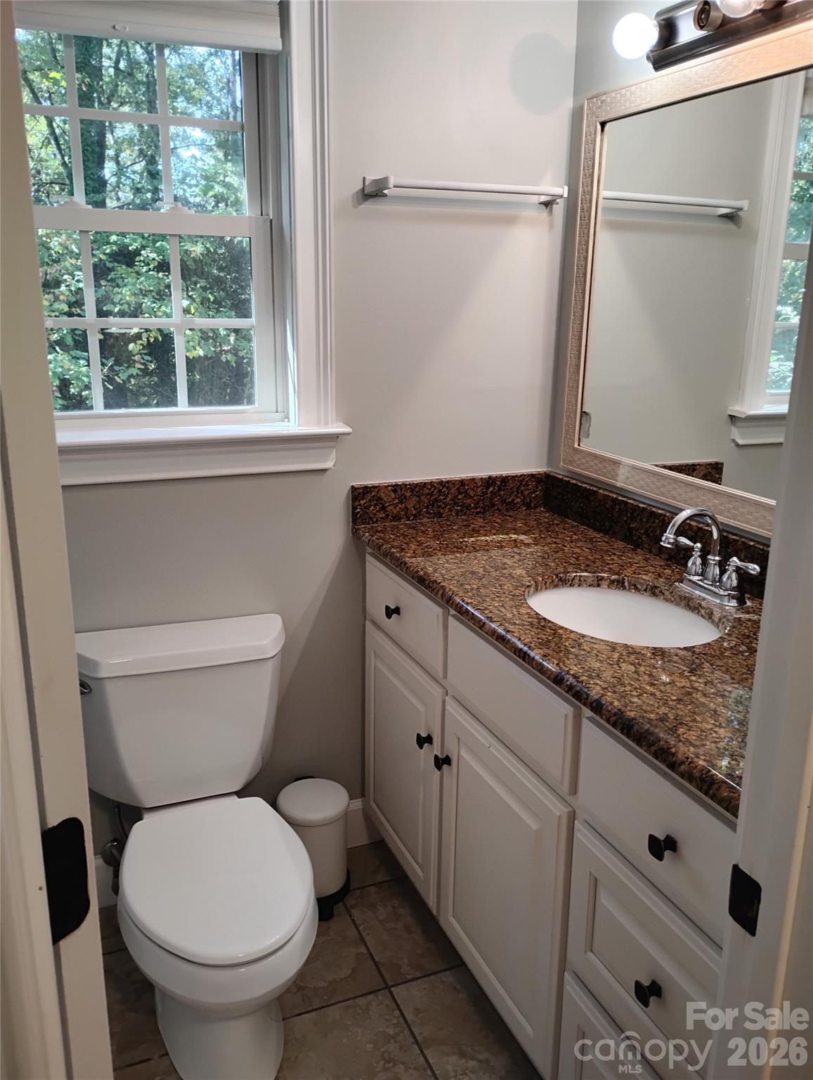 Upstairs hall bath - 1290 Wendy Road, Rock Hill