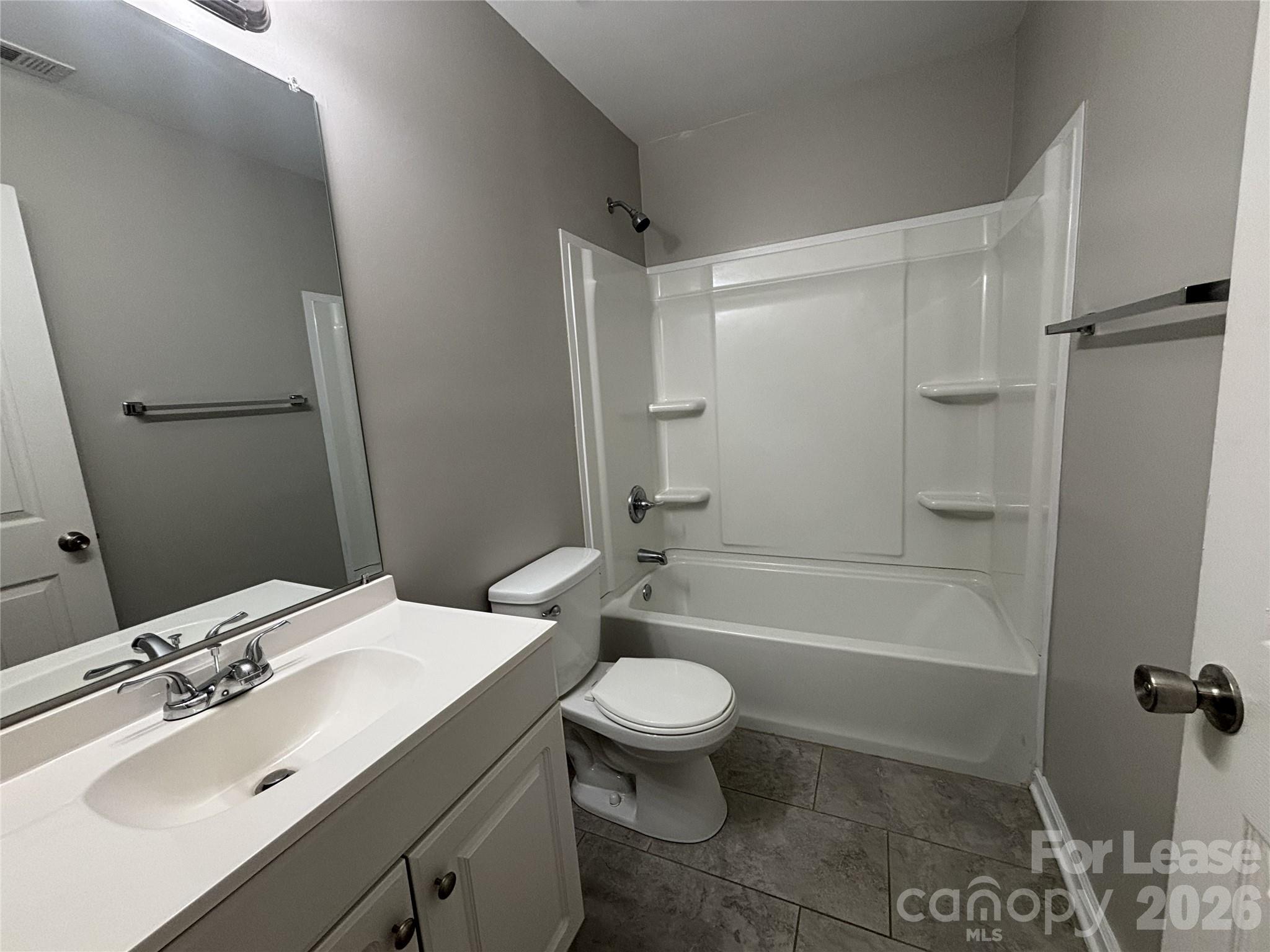 Single Family Residence at 3019 Edmonton Place, Charlotte, photo 11 of 13