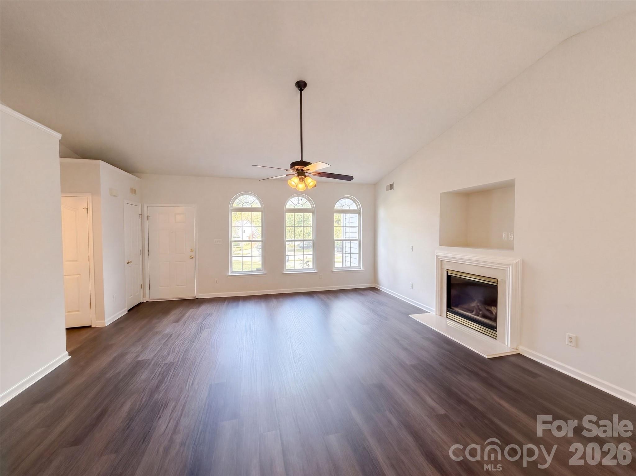 Single Family Residence at 3105 Passour Ridge Lane, Charlotte, photo 3 of 19