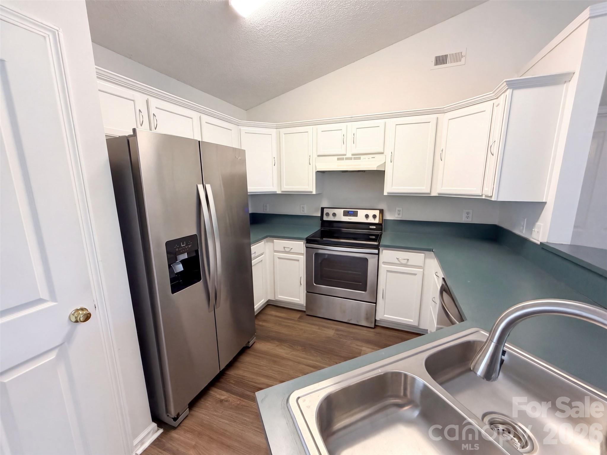 Single Family Residence at 3105 Passour Ridge Lane, Charlotte, photo 6 of 19