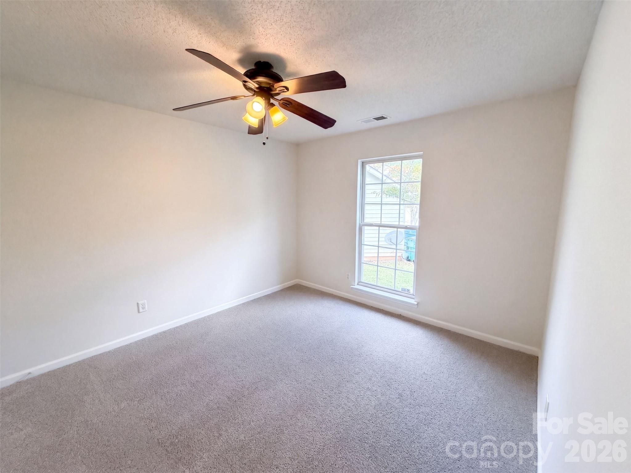 Single Family Residence at 3105 Passour Ridge Lane, Charlotte, photo 8 of 19