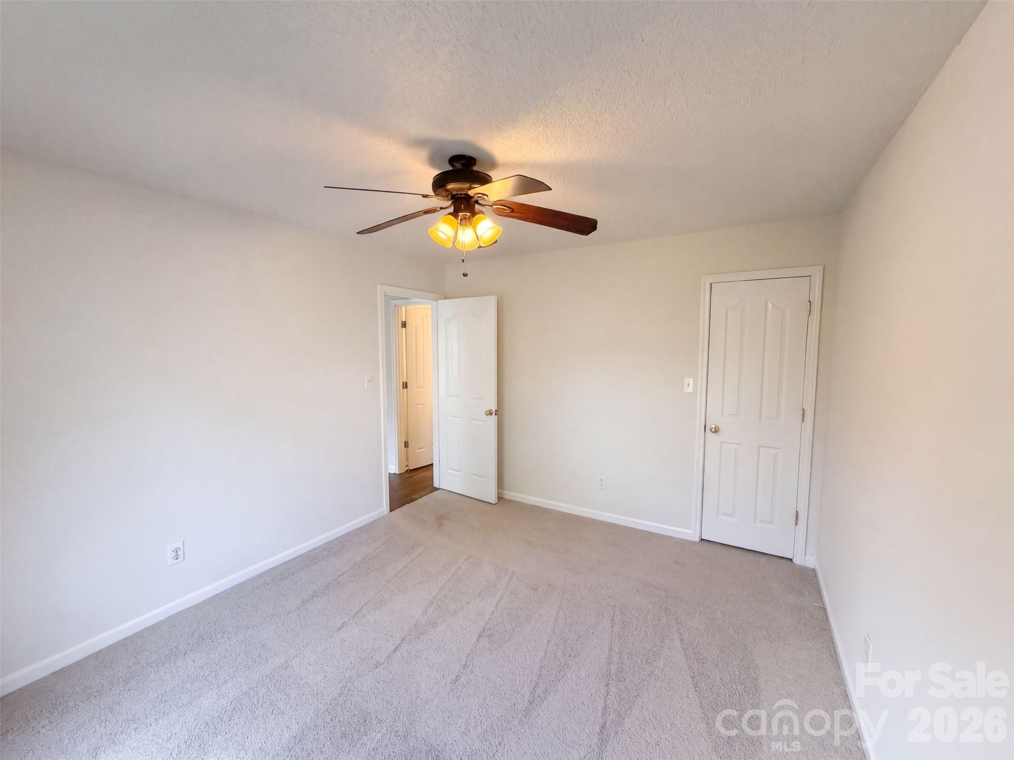 Single Family Residence at 3105 Passour Ridge Lane, Charlotte, photo 9 of 19