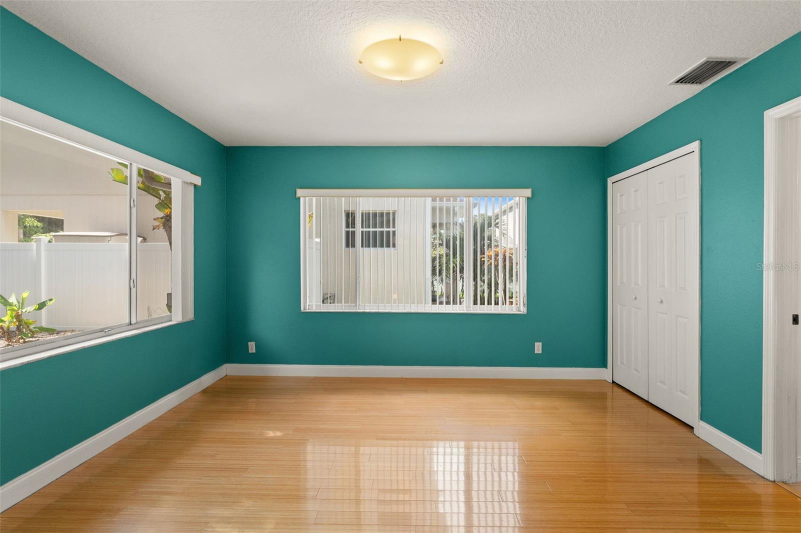 Single Family Residence at 2725 N MYRTLE AVE, TAMPA, photo 11 of 21
