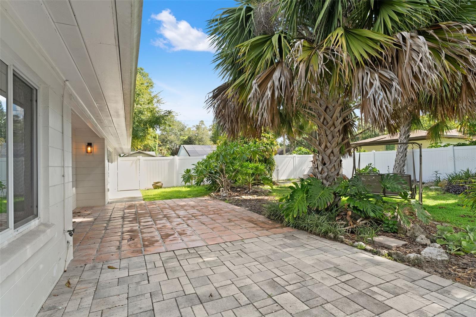 Single Family Residence at 2725 N MYRTLE AVE, TAMPA, photo 17 of 21