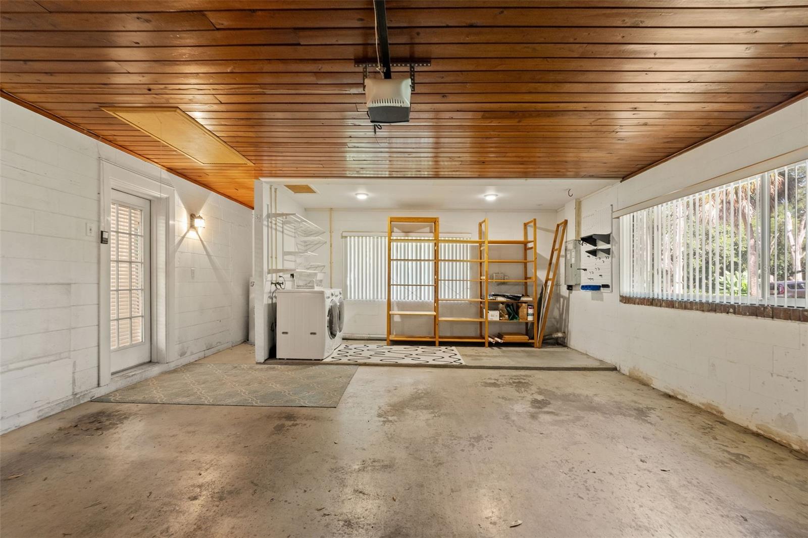 Single Family Residence at 2725 N MYRTLE AVE, TAMPA, photo 18 of 21