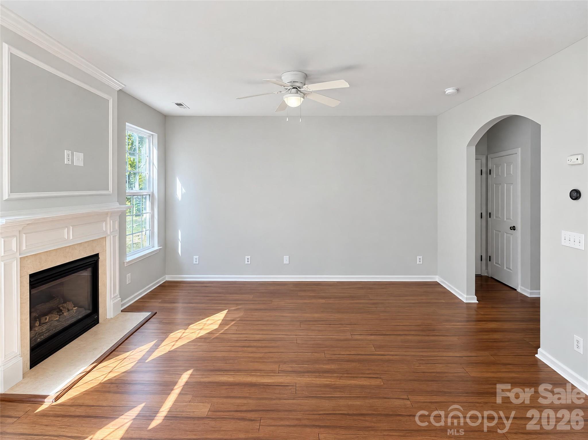 Single Family Residence at 2150 Minstrels Way, Fort Mill, photo 2 of 22