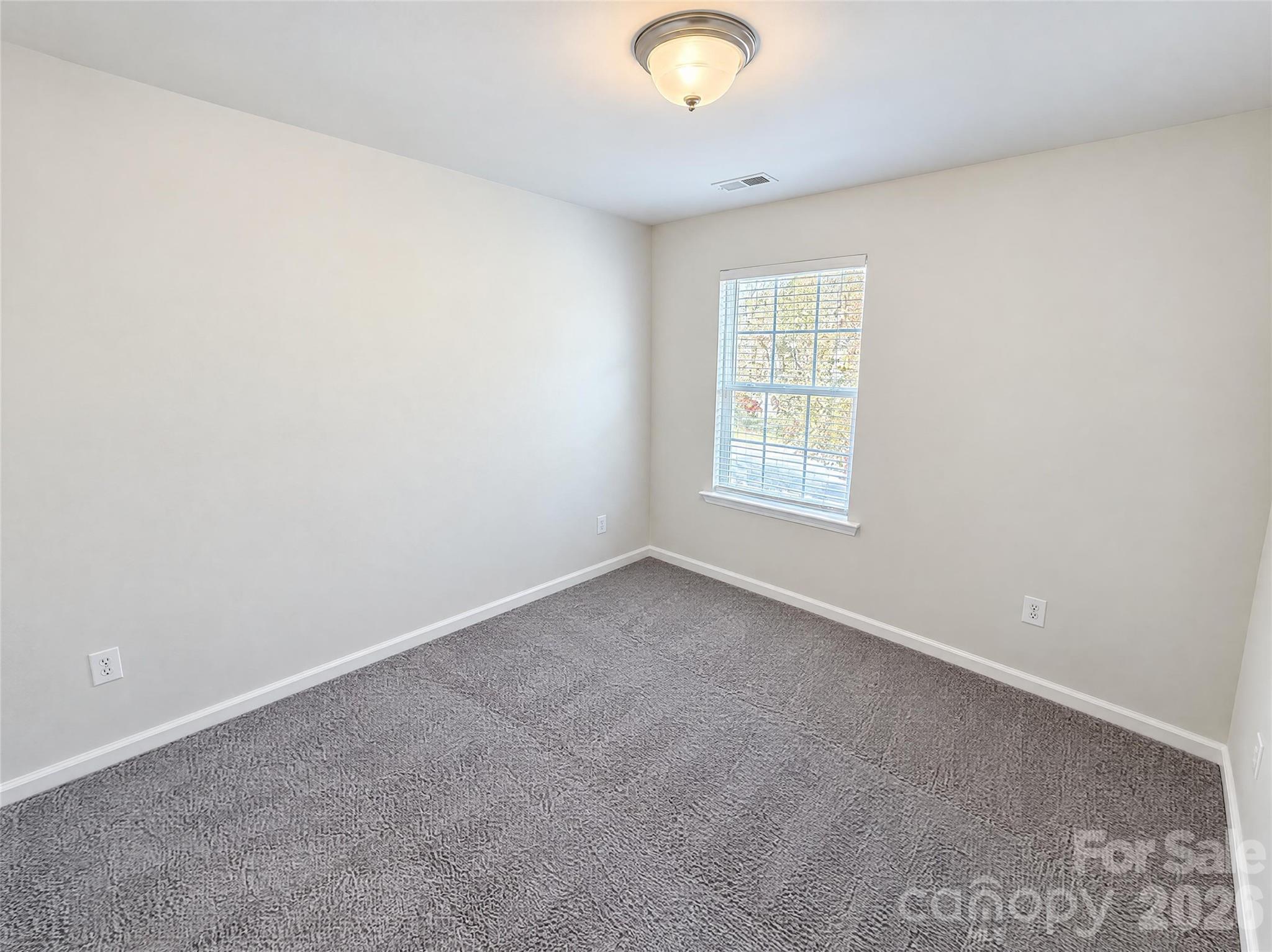 Single Family Residence at 2150 Minstrels Way, Fort Mill, photo 12 of 22