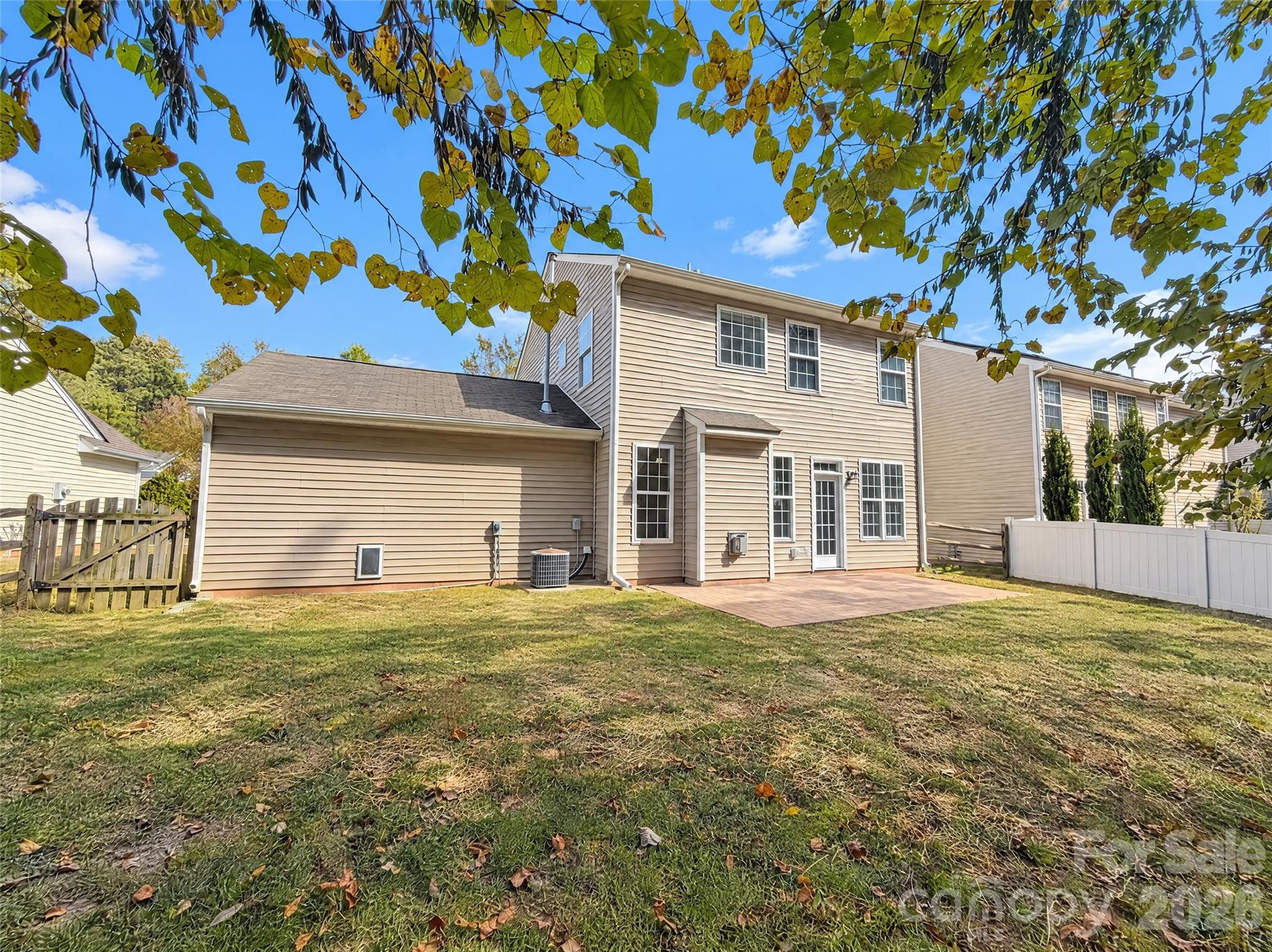 Single Family Residence at 2150 Minstrels Way, Fort Mill, photo 20 of 22