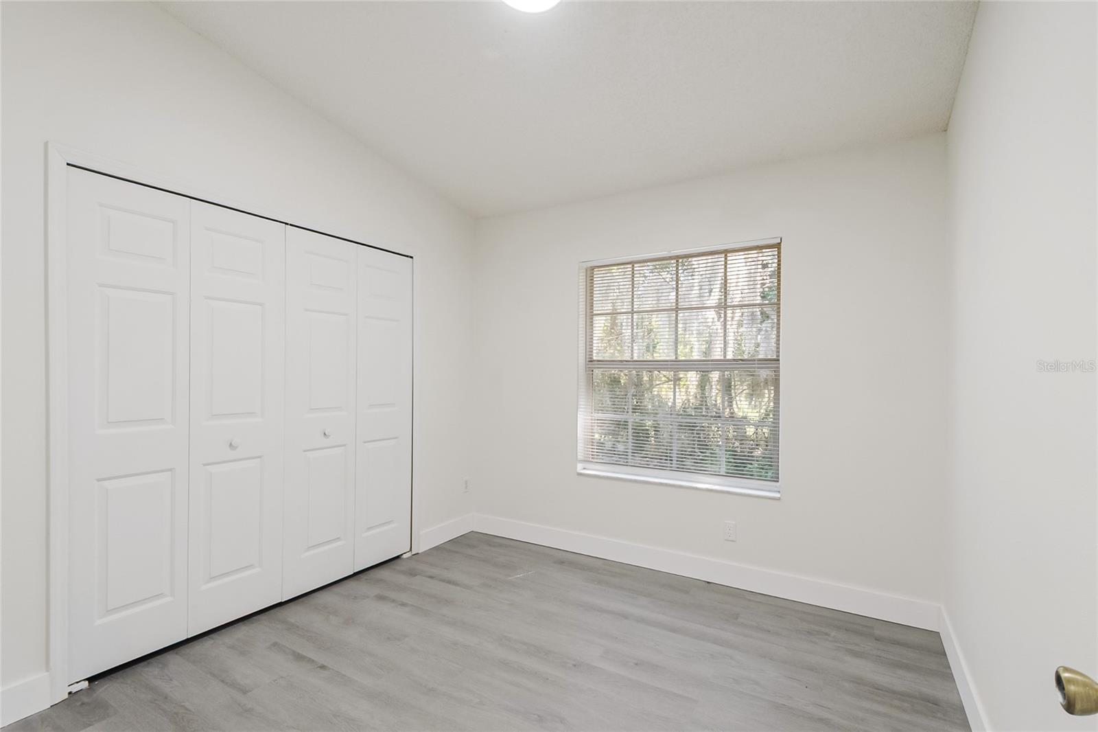 Single Family Residence at 109 N FAULKNER AVE, LEESBURG, photo 24 of 39