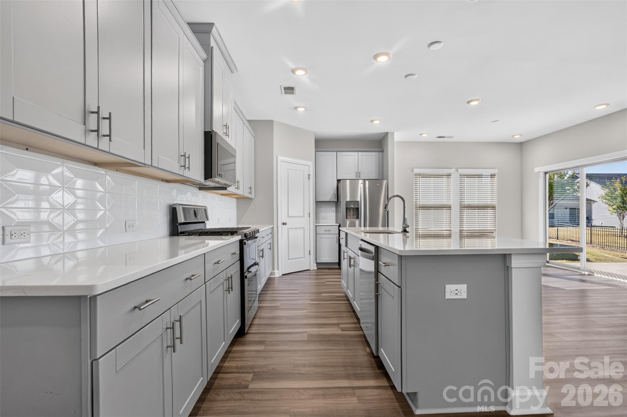 Single Family Residence at 9620 Festival Way, Charlotte, photo 7 of 31