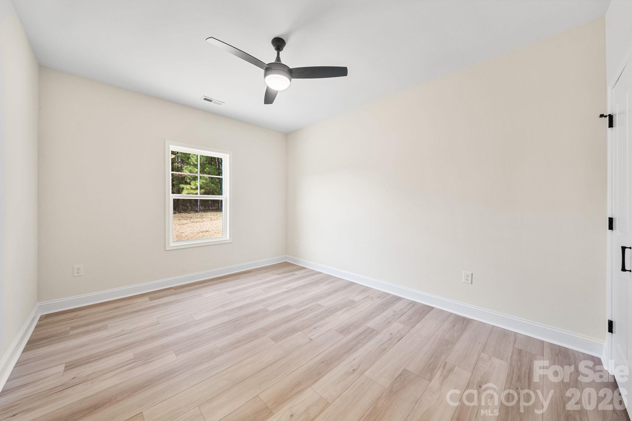 Single Family Residence at 8279 Smith Road, Kannapolis, photo 13 of 26