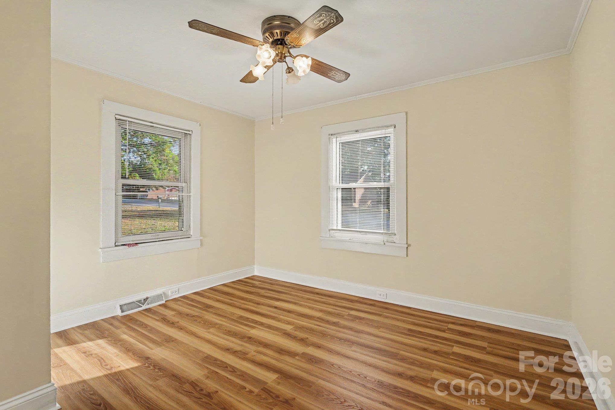 Single Family Residence at 1445 Midlake Road, Kannapolis, photo 8 of 31