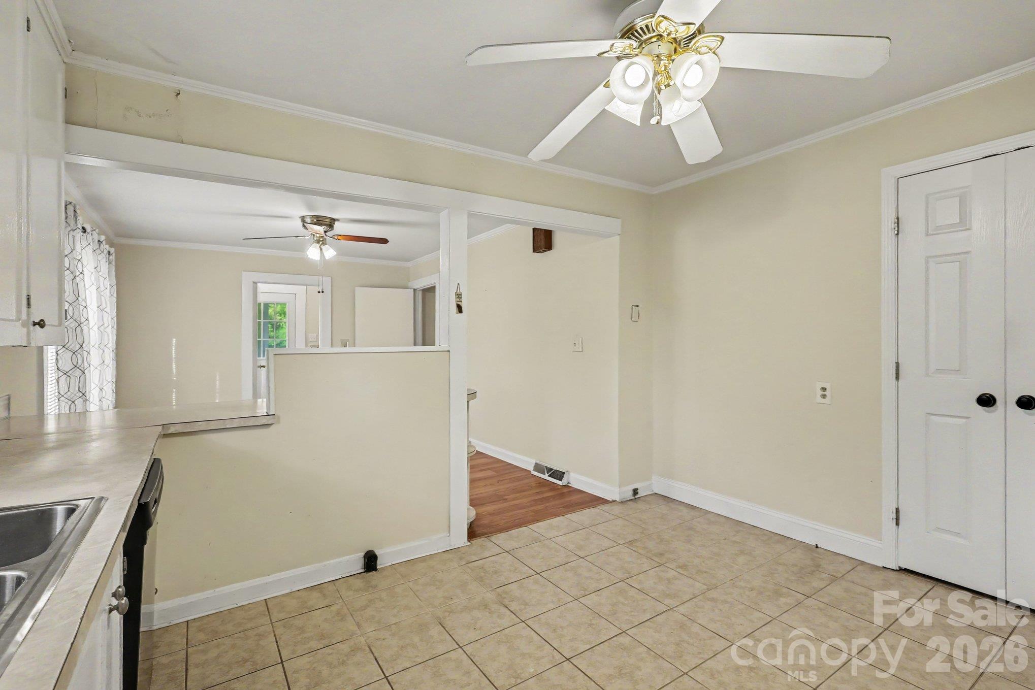 Single Family Residence at 1445 Midlake Road, Kannapolis, photo 14 of 31