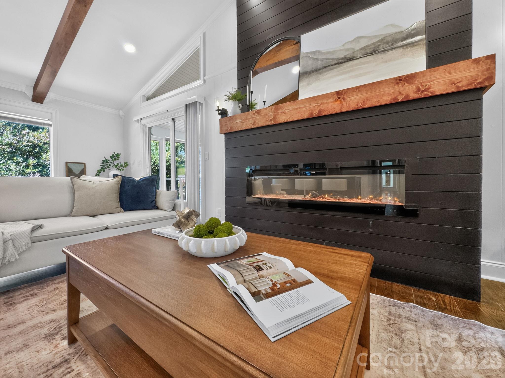 Single Family Residence at 120 Lake Bowen Drive, Inman, photo 6 of 48