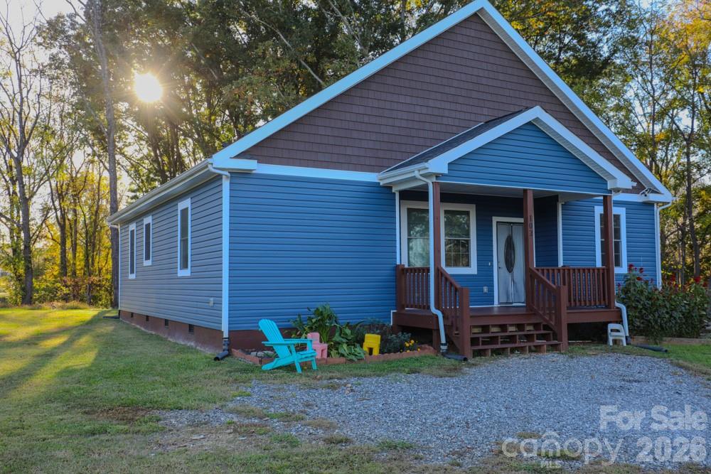 Single Family Residence at 103 Highlander Street, Morganton, photo 2 of 30