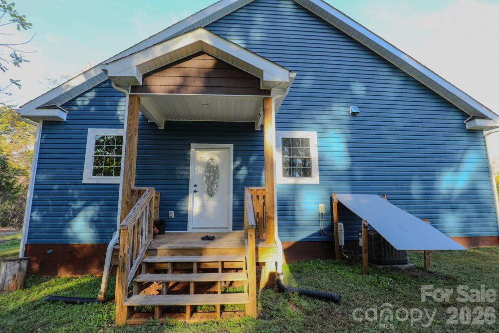 Single Family Residence at 103 Highlander Street, Morganton, photo 3 of 30