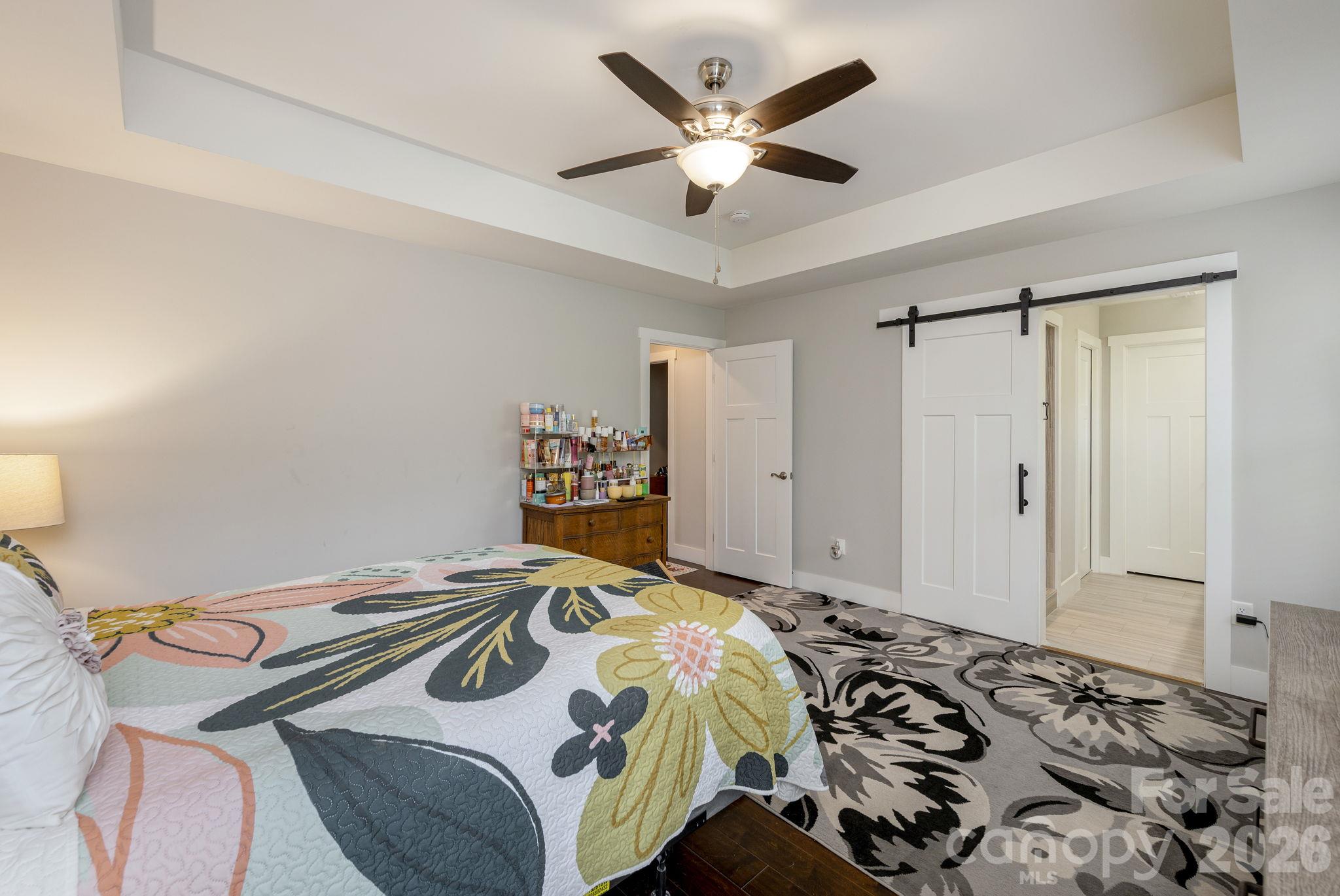 Single Family Residence at 160 Leyland Circle, Hendersonville, photo 18 of 19