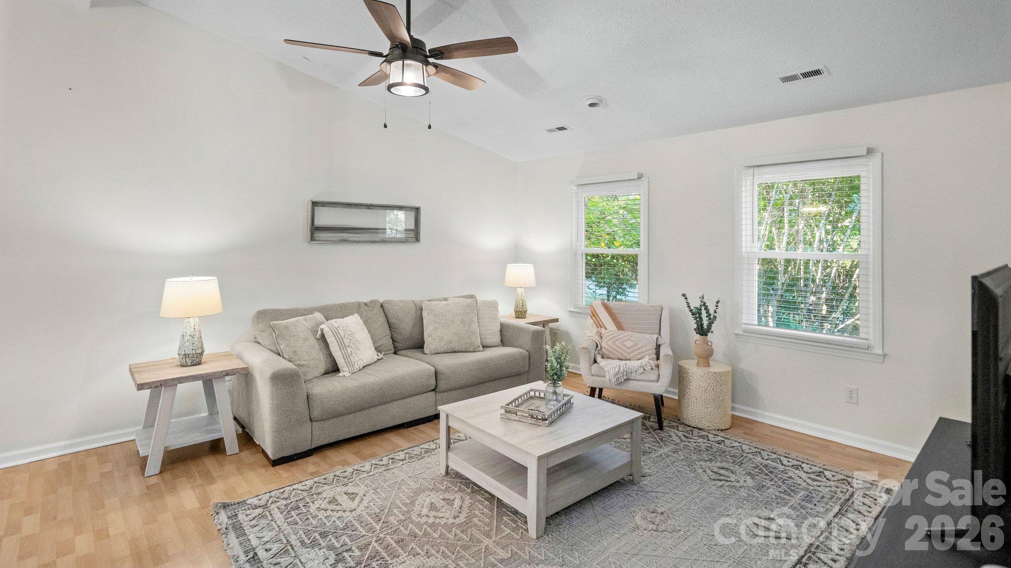 Relaxing family room - 105 Brockway Drive, Mooresville