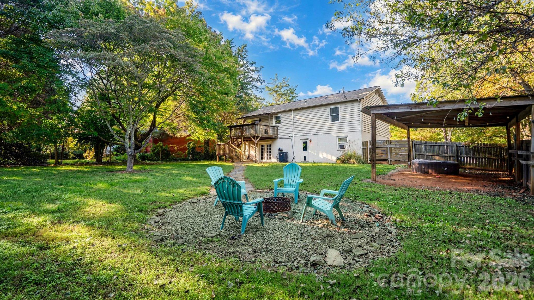 Fire pit perfect for roasting marshmallows - 105 Brockway Drive, Mooresville