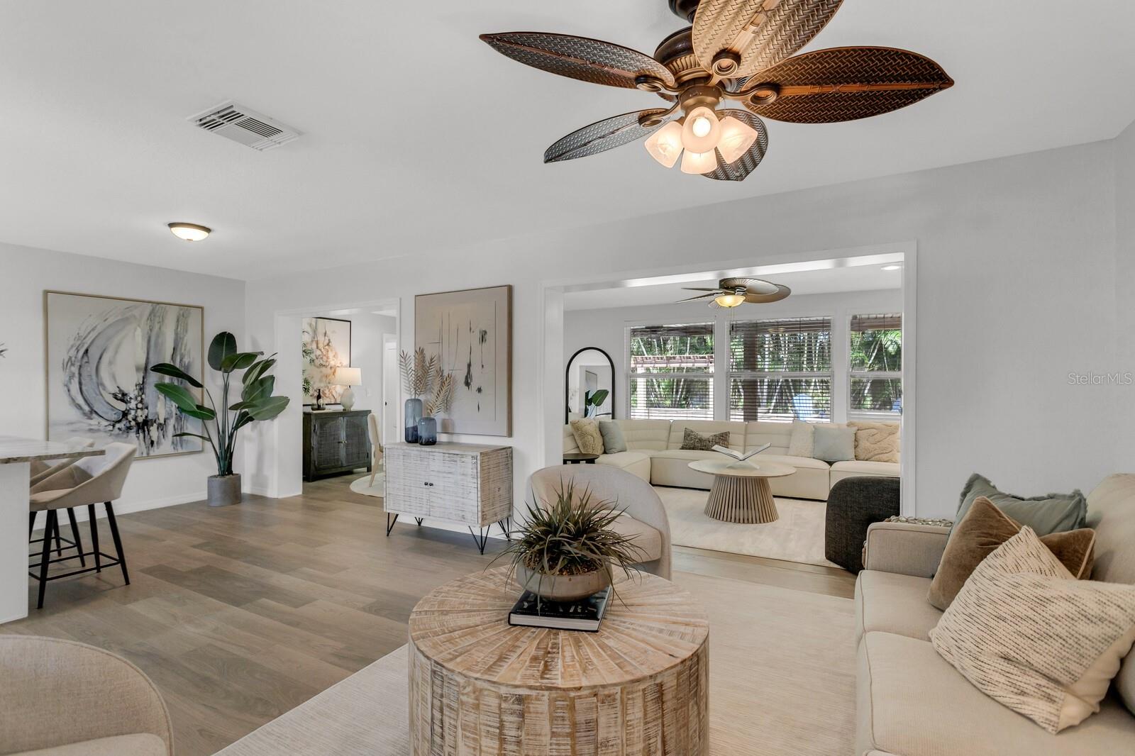 Single Family Residence at 3935 W EDEN ROC CIR, TAMPA, photo 9 of 76