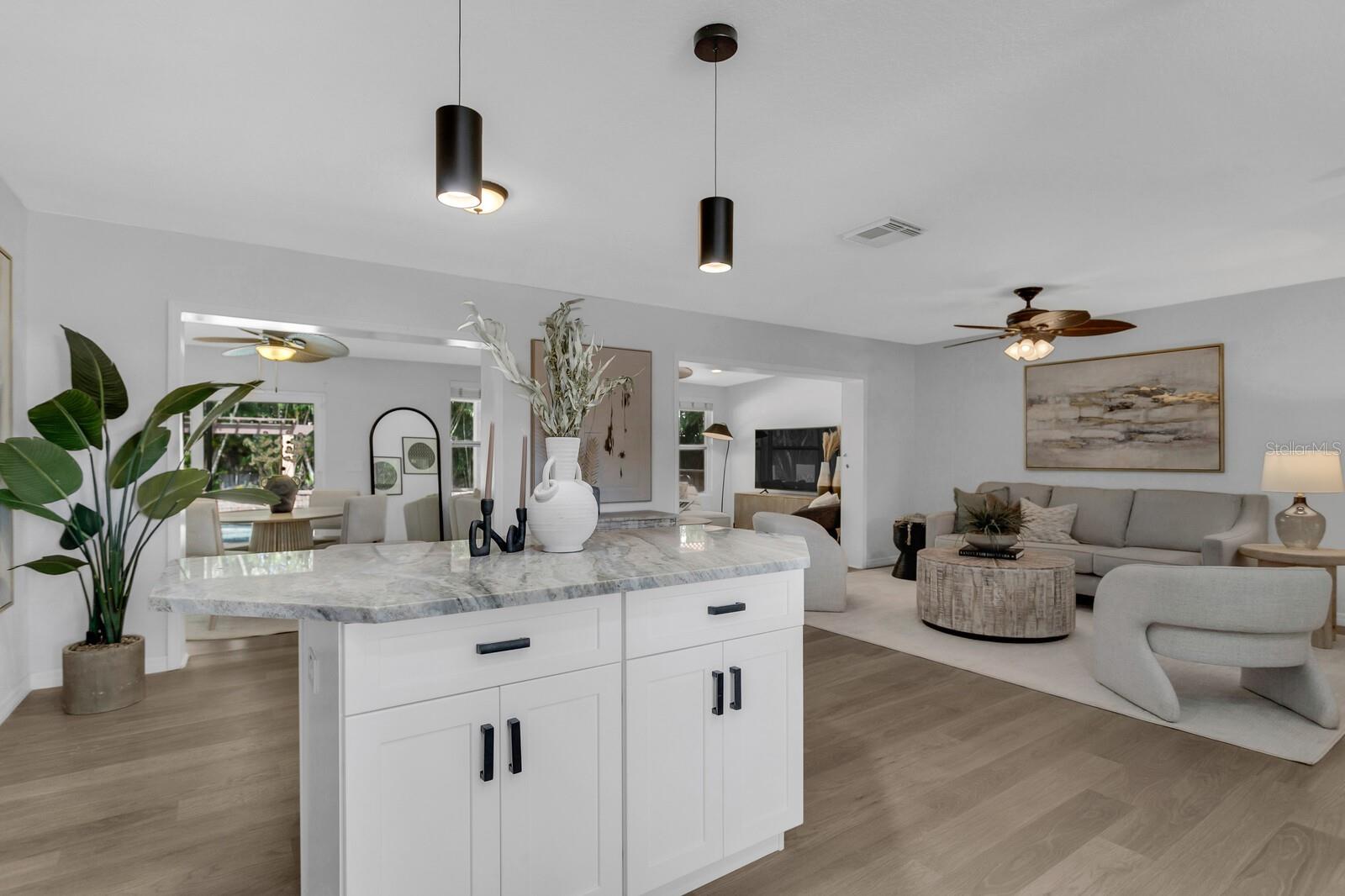 Single Family Residence at 3935 W EDEN ROC CIR, TAMPA, photo 18 of 76
