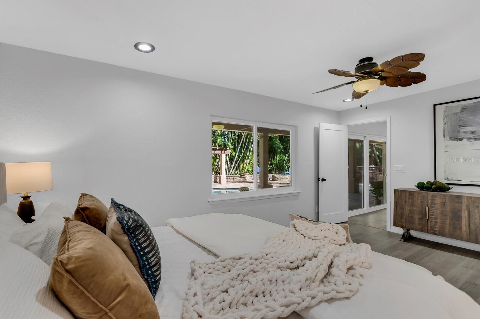 Single Family Residence at 3935 W EDEN ROC CIR, TAMPA, photo 45 of 76