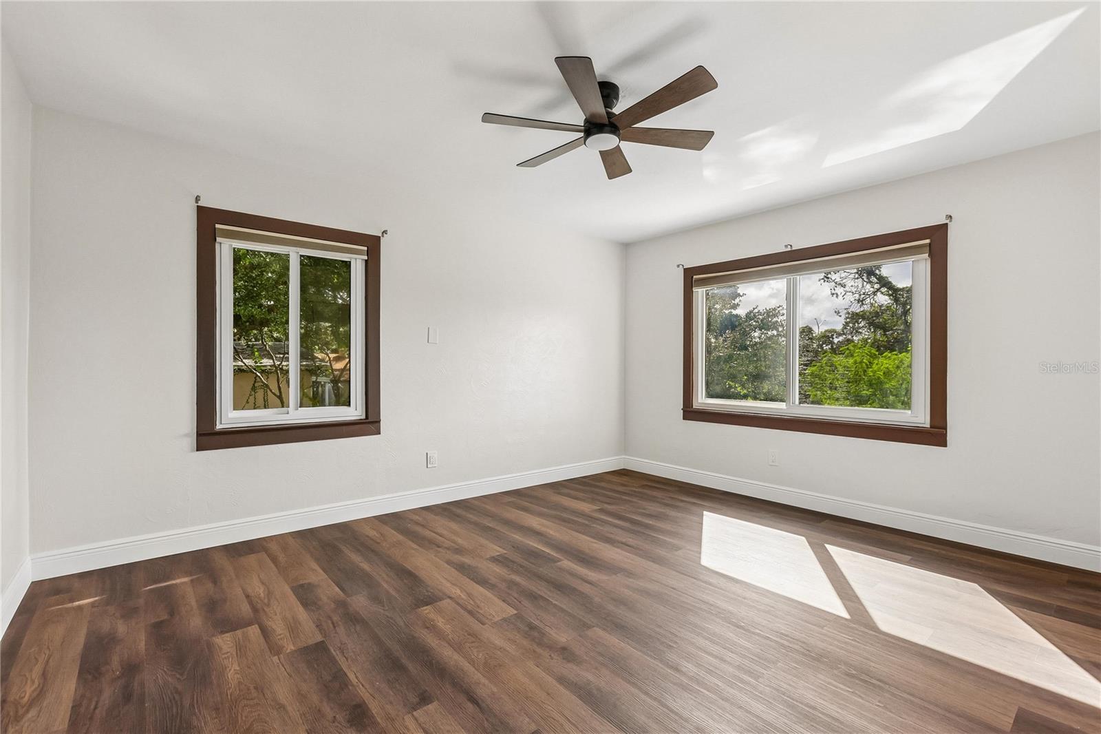 Single Family Residence at 328 W COMANCHE AVE, TAMPA, photo 10 of 17