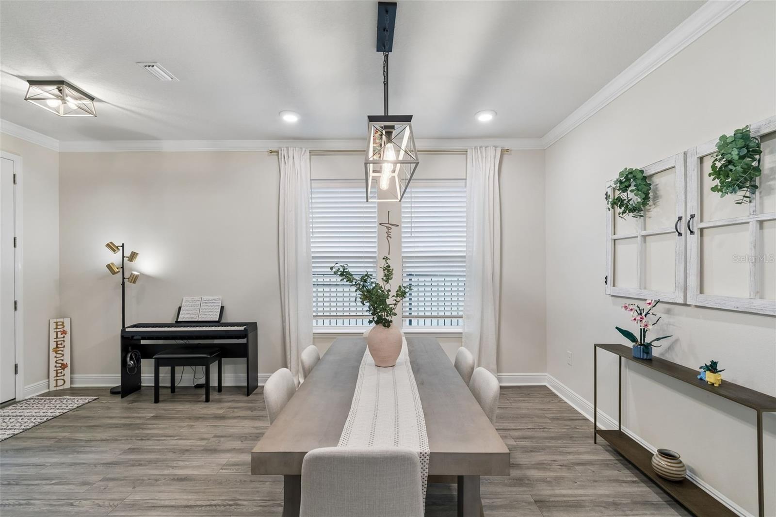 Single Family Residence at 11512 NAVEL ORANGE WAY, TAMPA, photo 5 of 46