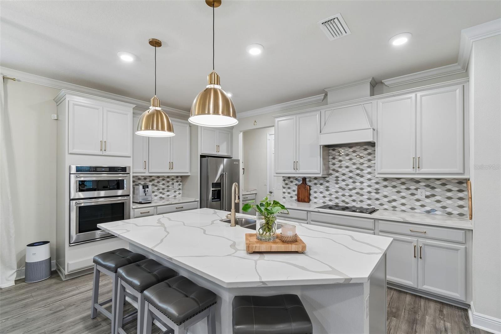 Single Family Residence at 11512 NAVEL ORANGE WAY, TAMPA, photo 10 of 46