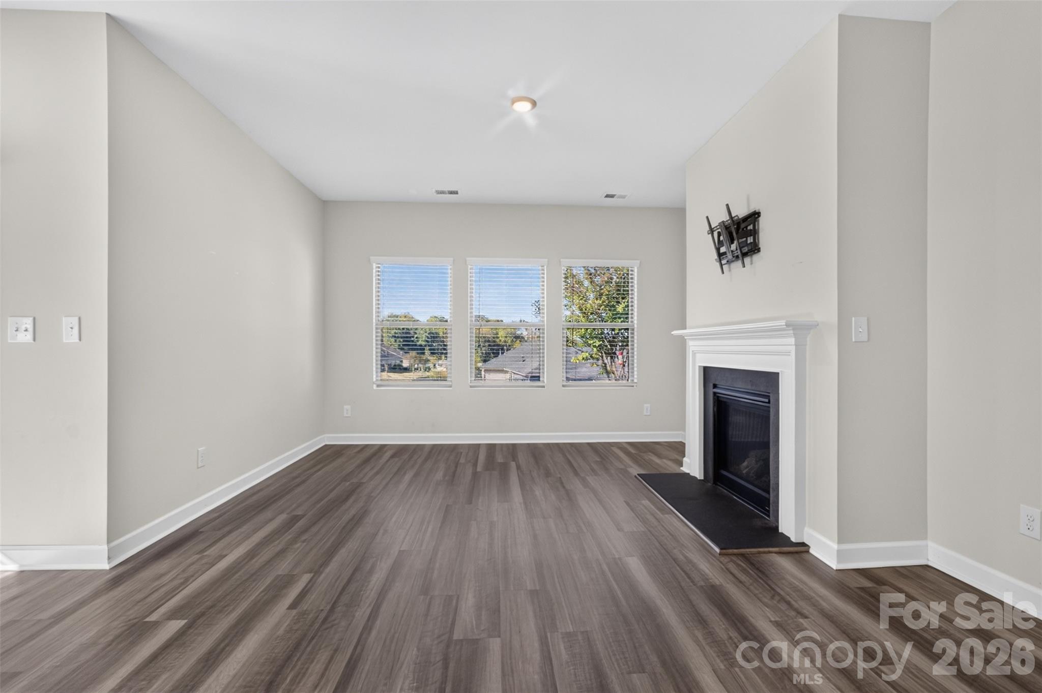 Single Family Residence at 9620 Festival Way, Charlotte, photo 11 of 31