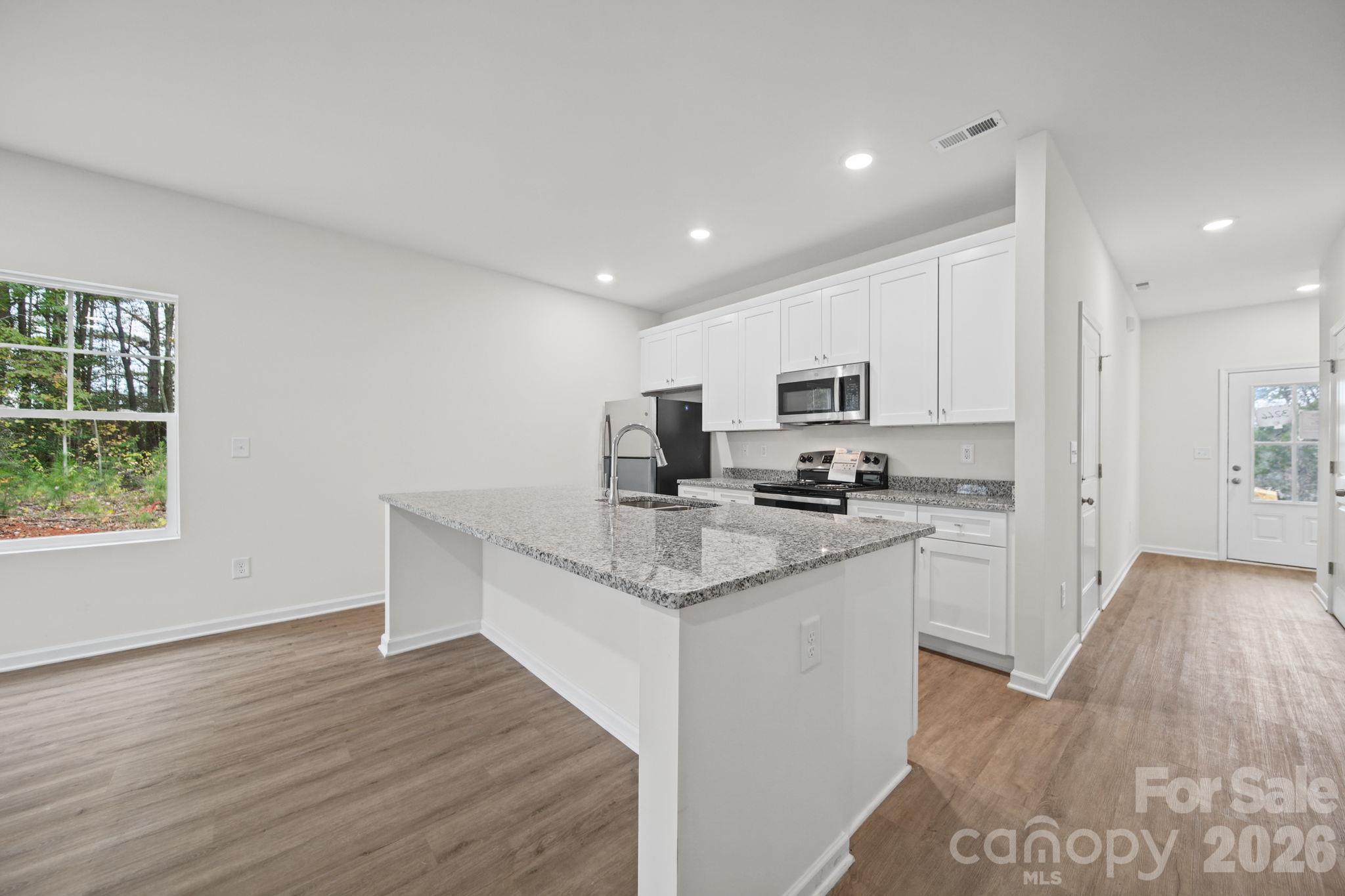 Kitchen - 3266-3270 Loop Road, Lincolnton