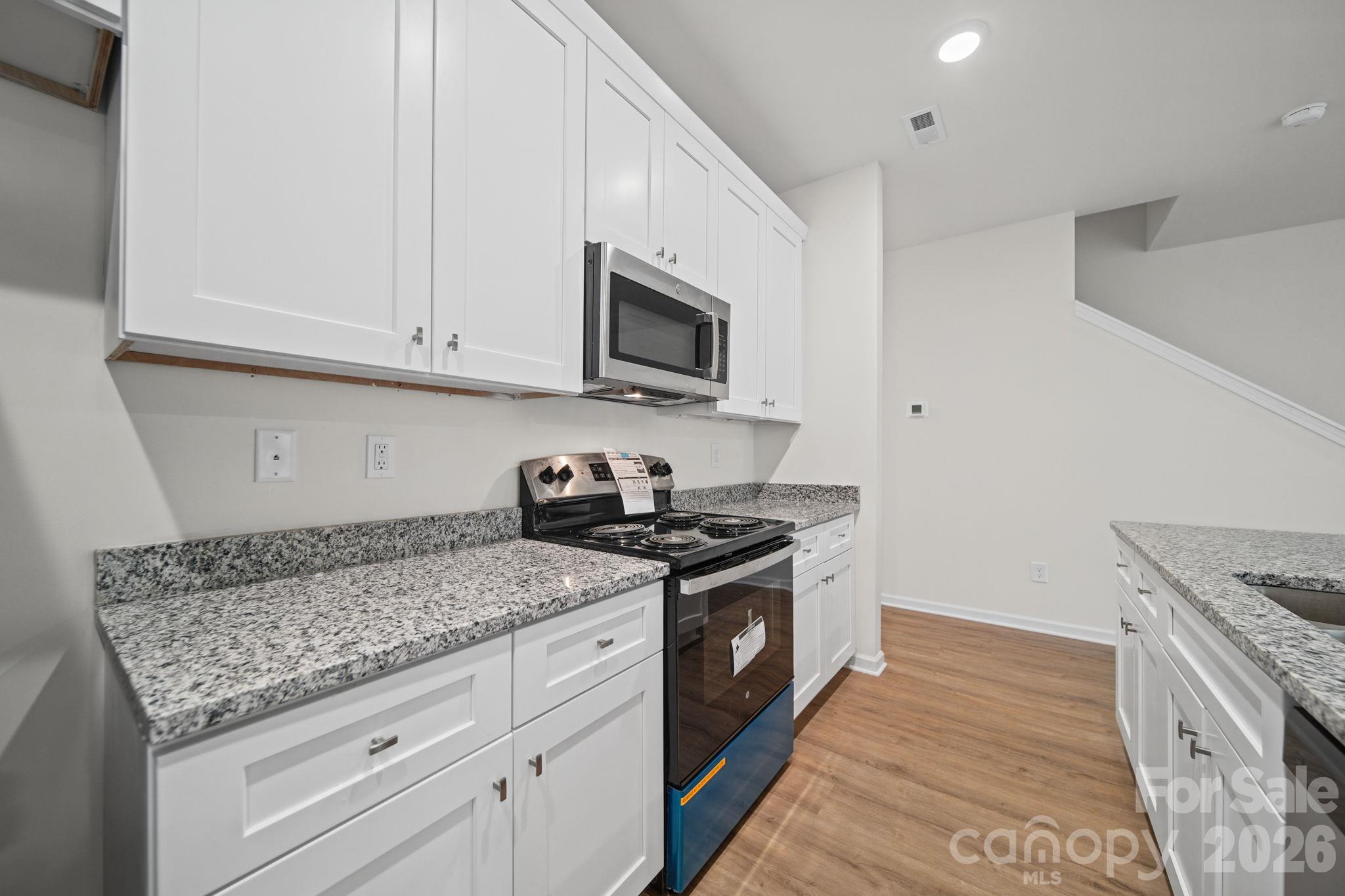 Kitchen - 3266-3270 Loop Road, Lincolnton