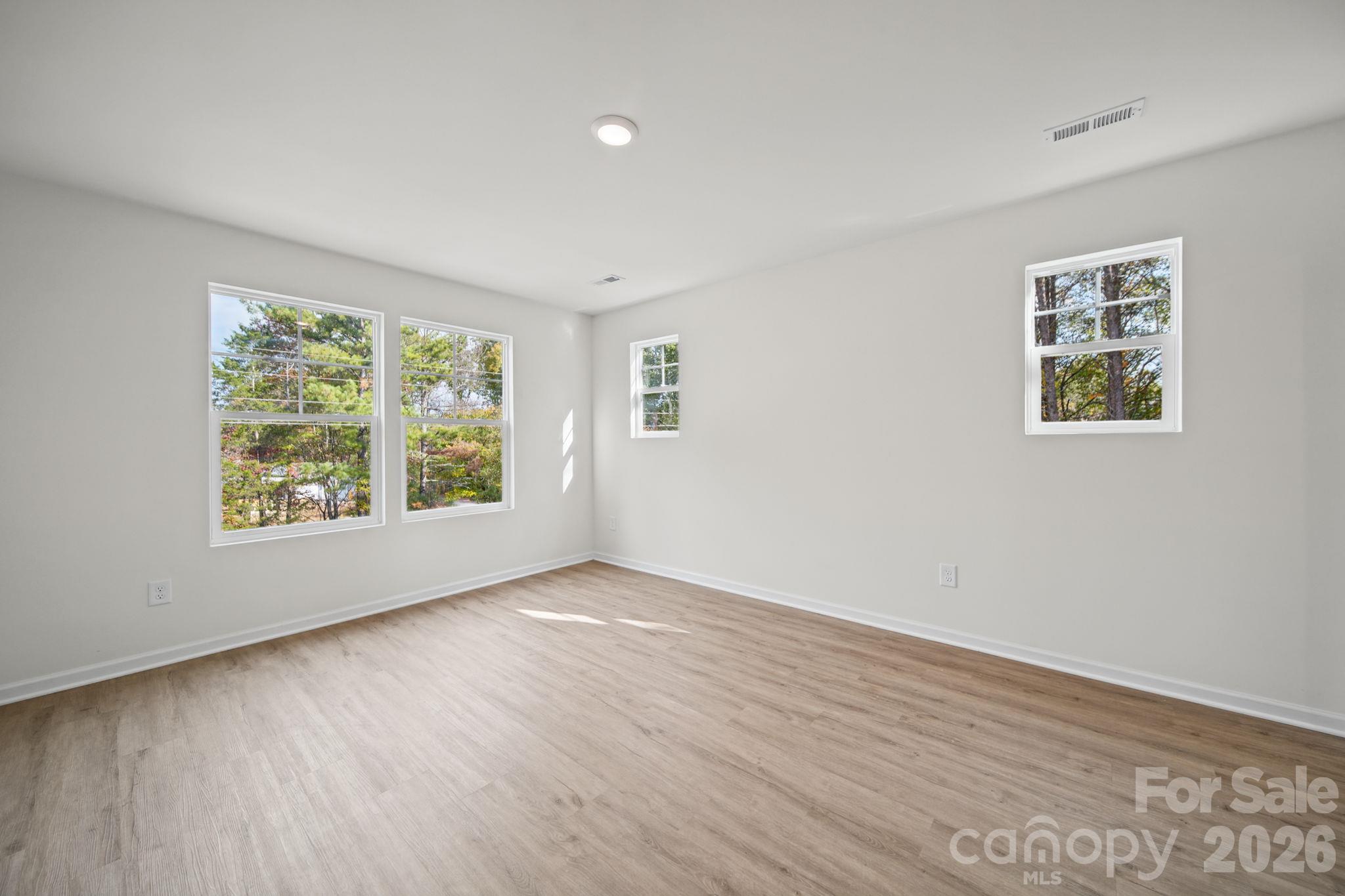 Great Room - 3266-3270 Loop Road, Lincolnton