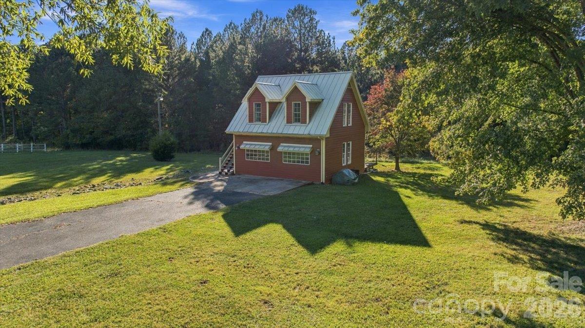 Single Family Residence at 2259 Okeewemee-Star Road, Troy, photo 38 of 48