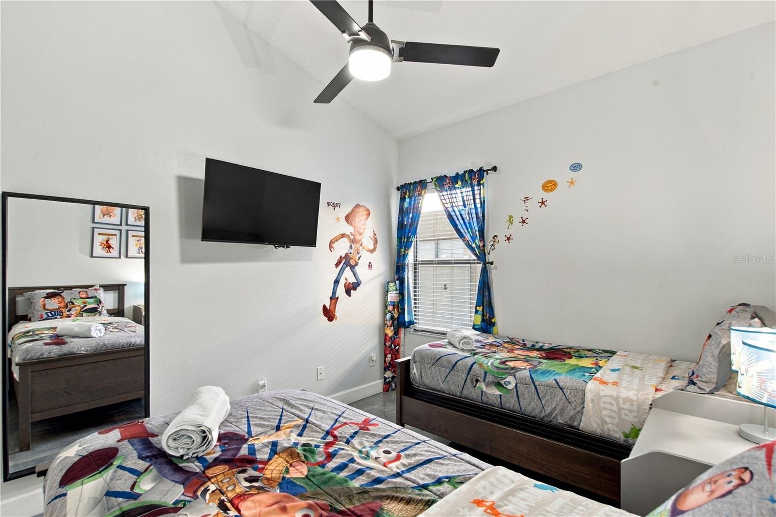 Single Family Residence at 825 BRIDGEFORD CROSSING BLVD, DAVENPORT, photo 18 of 46